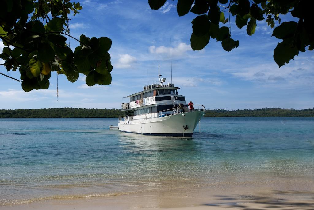 Walindi Plantation Resort Kimbe Buitenkant foto