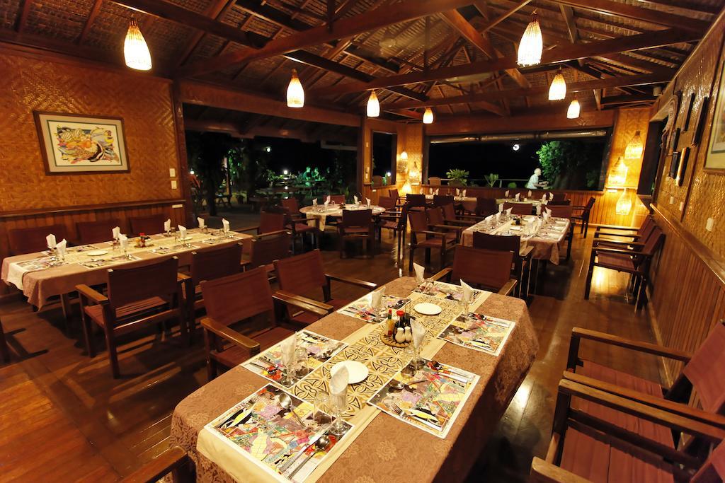 Walindi Plantation Resort Kimbe Buitenkant foto